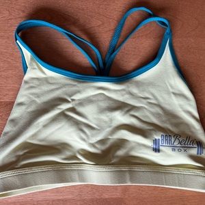 Born primitive x Barbella box sports bra